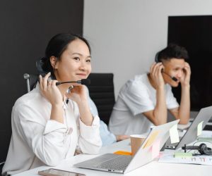 AI agent cho doanh nghiệp multimedia điều phối đa kênh