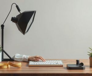 Giá May Đồng Phục Nhân Viên Cho Studio Multimedia